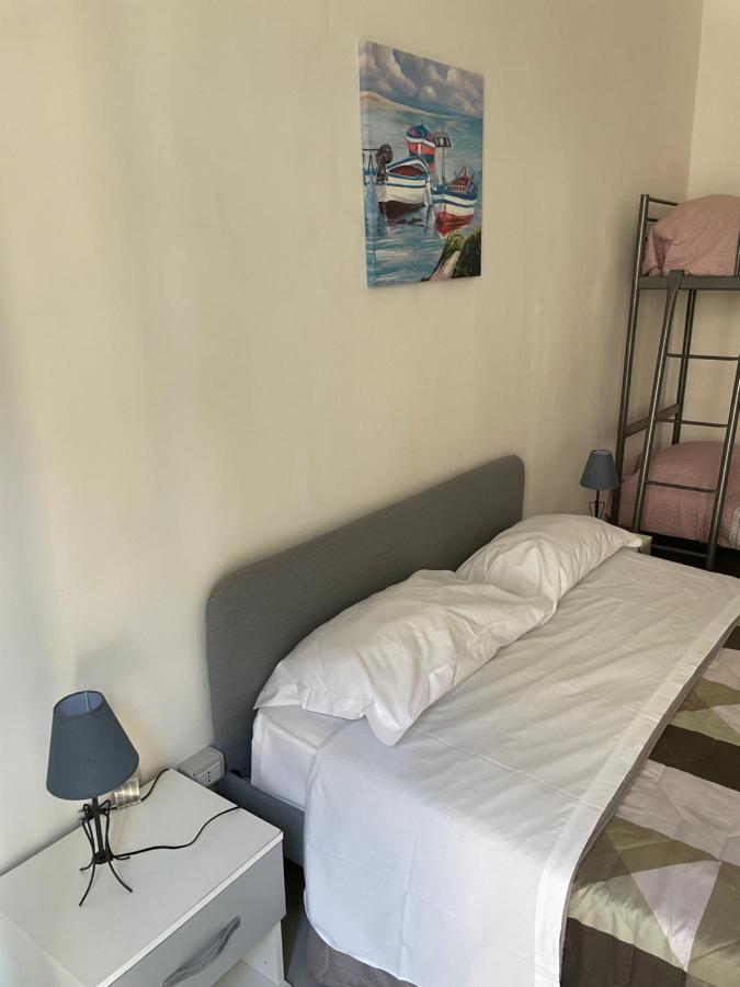 B&B Romy Neapel Exteriör bild